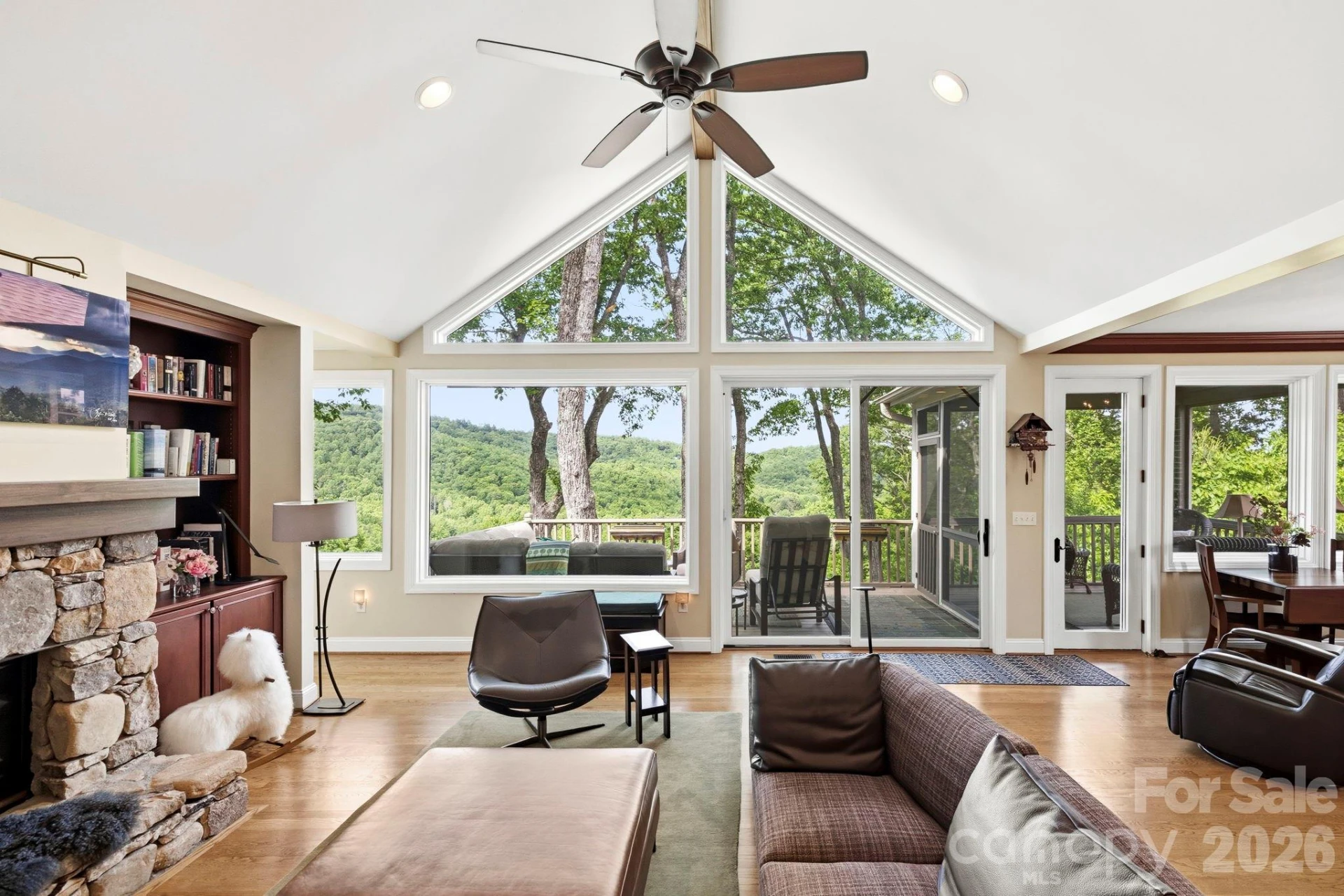 8 Spring Ridge Lane - Photo 5