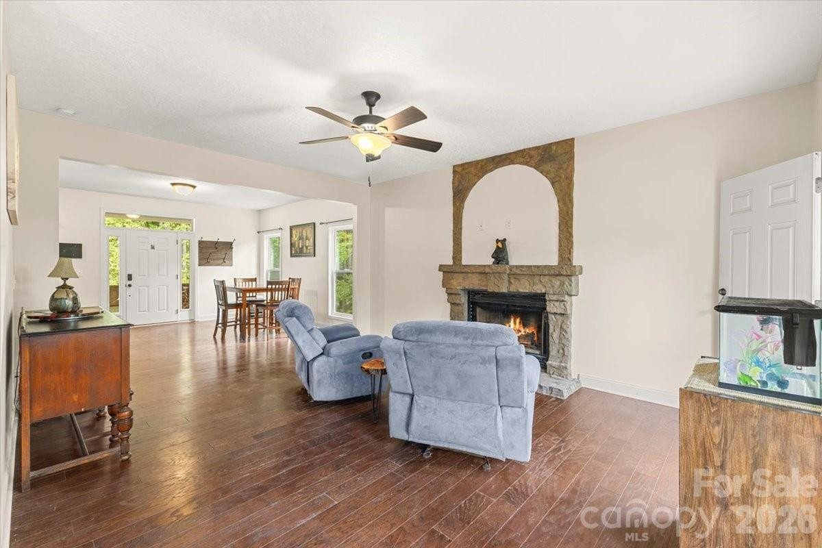 65 Leisure Lane - Photo 6