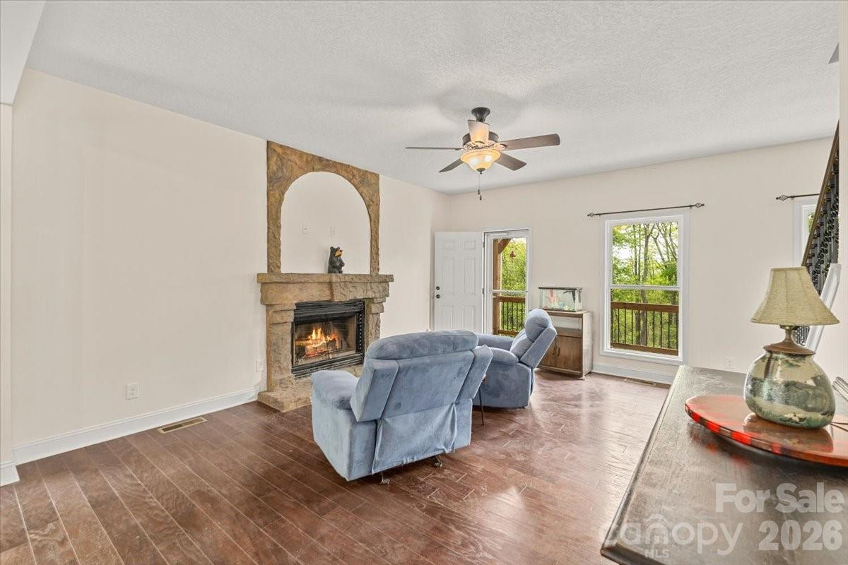 65 Leisure Lane - Photo 7