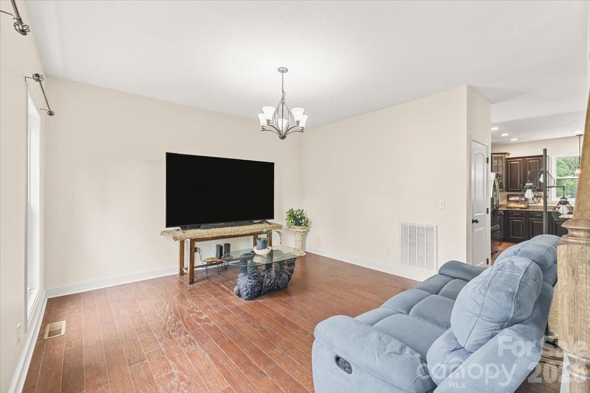 65 Leisure Lane - Photo 10