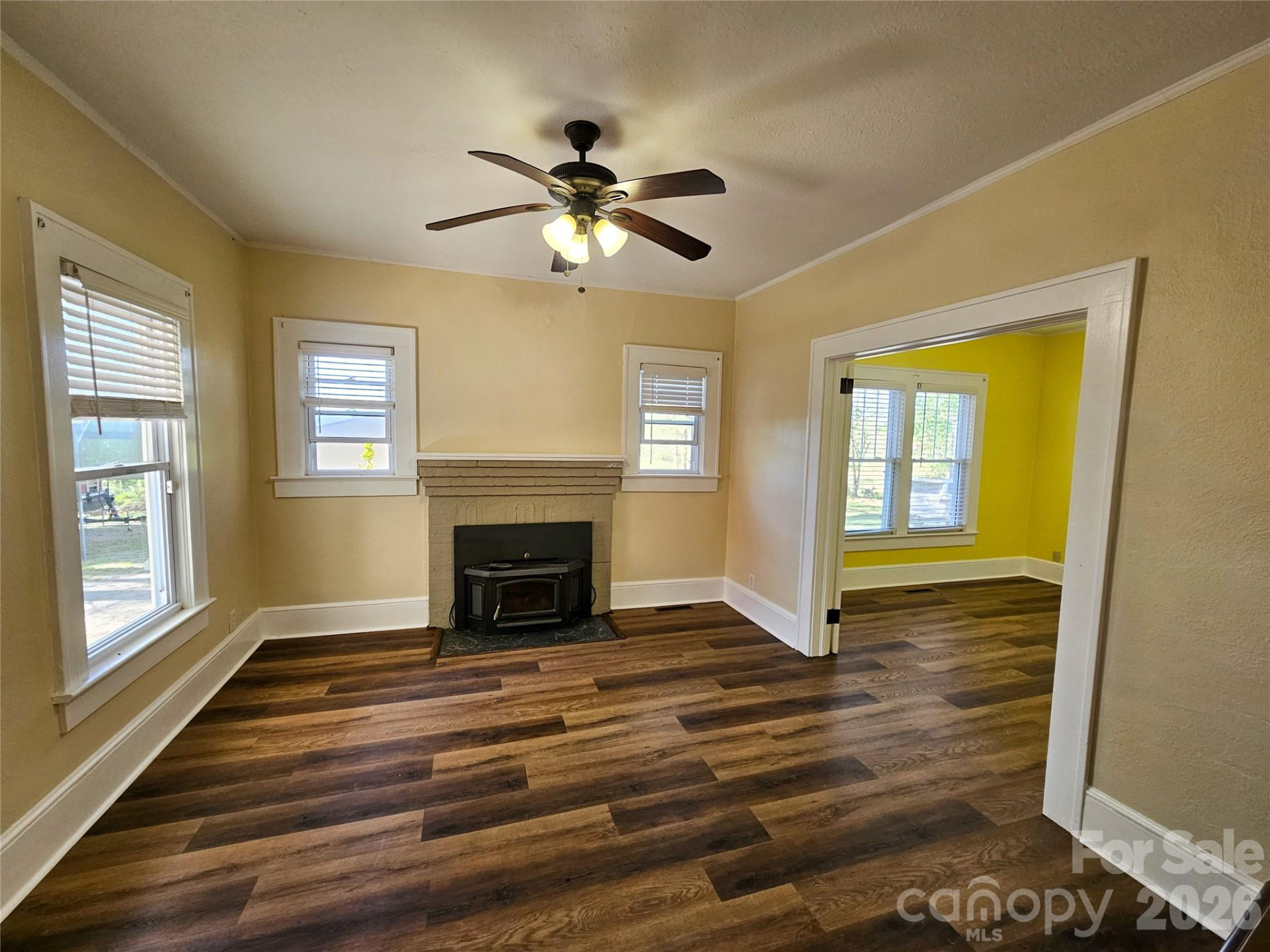 5185 Old Haywood Road - Photo 4