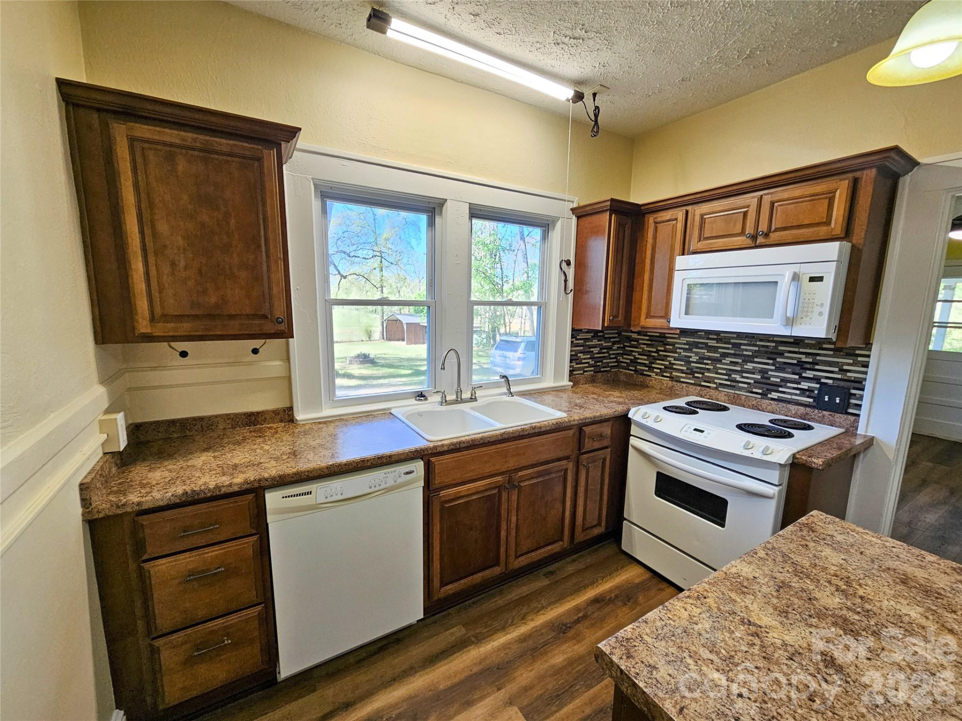 5185 Old Haywood Road - Photo 8