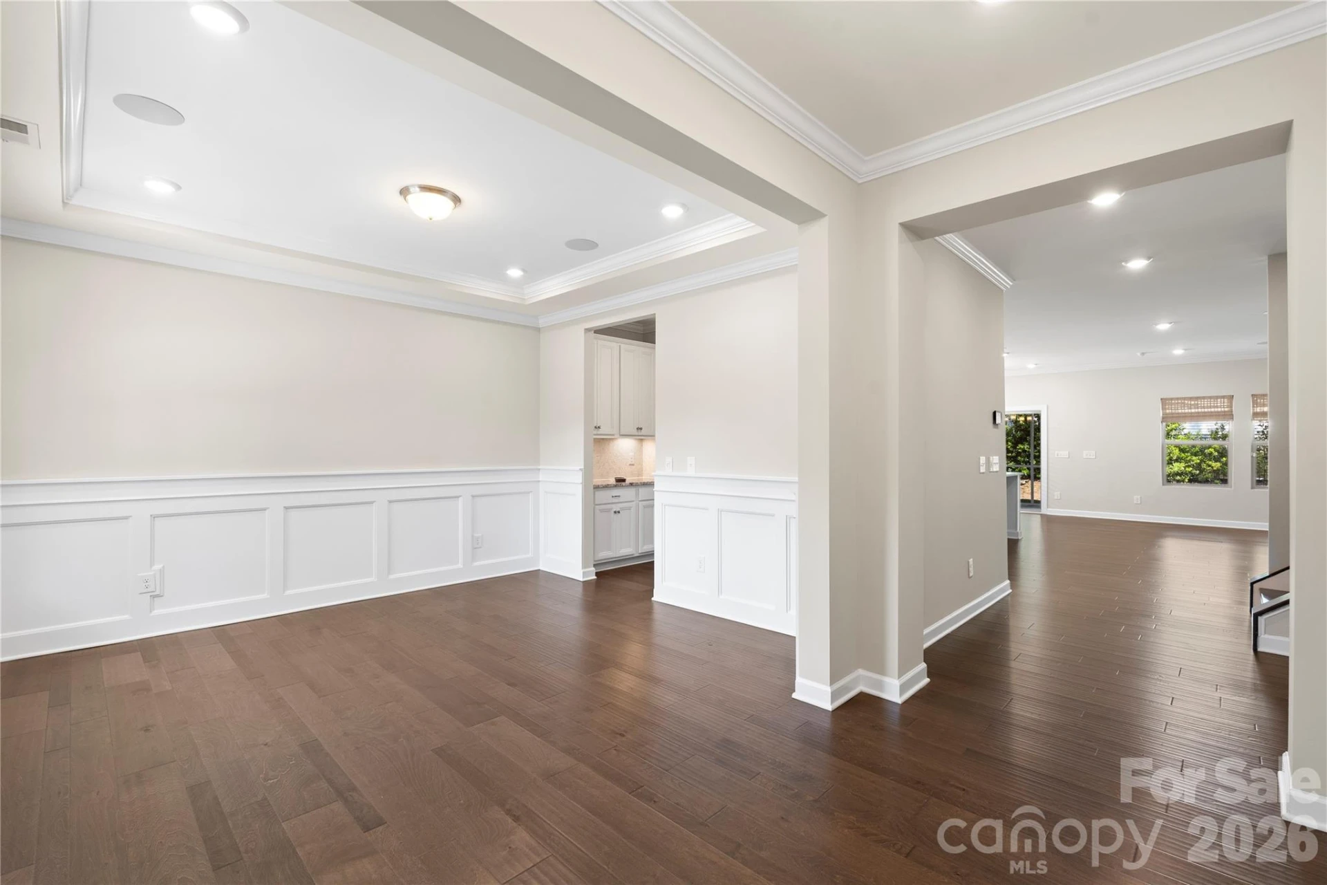2017 Saxon Place - Photo 5