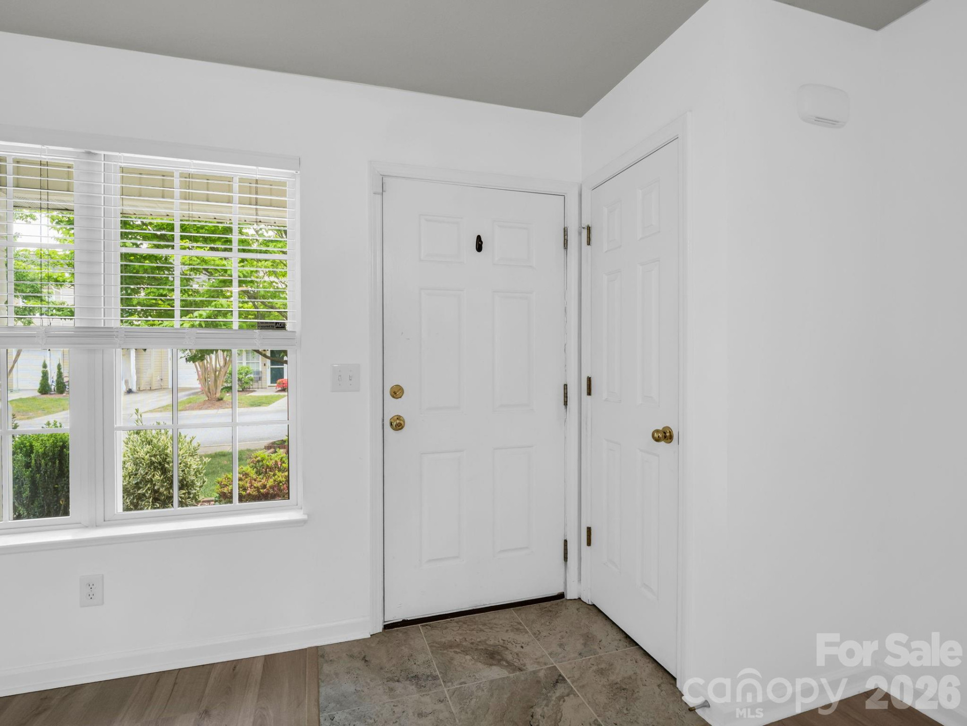 64 Lanceford Circle - Photo 5