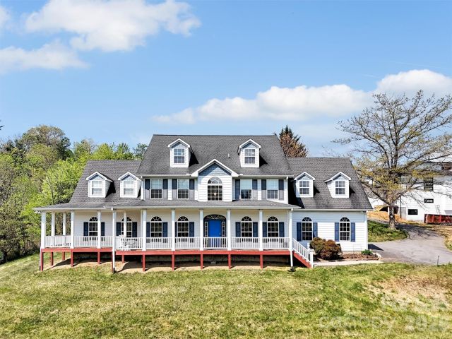 237 Midway Crossing, Clyde, NC, 28721