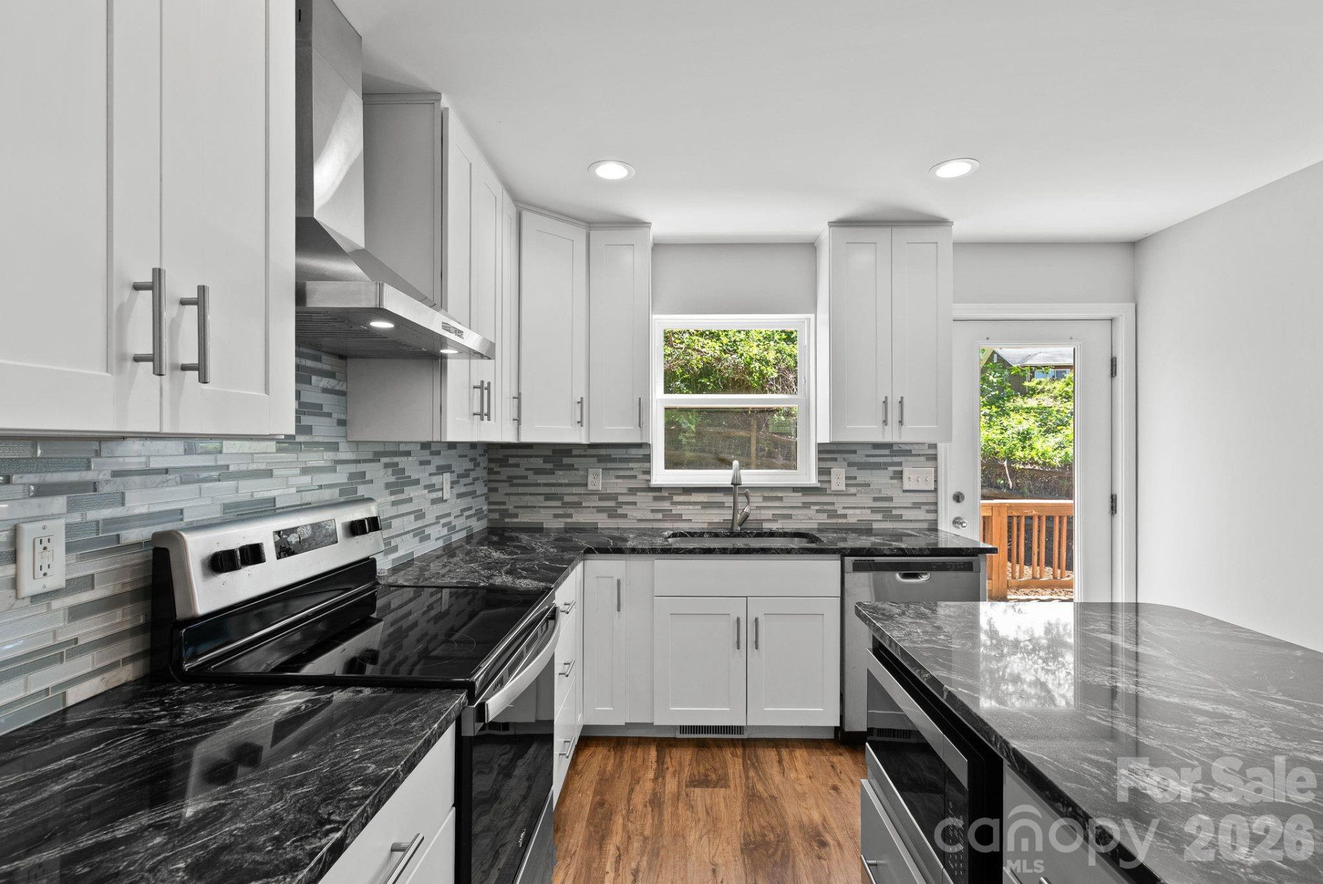 13 Annie Street - Photo 11