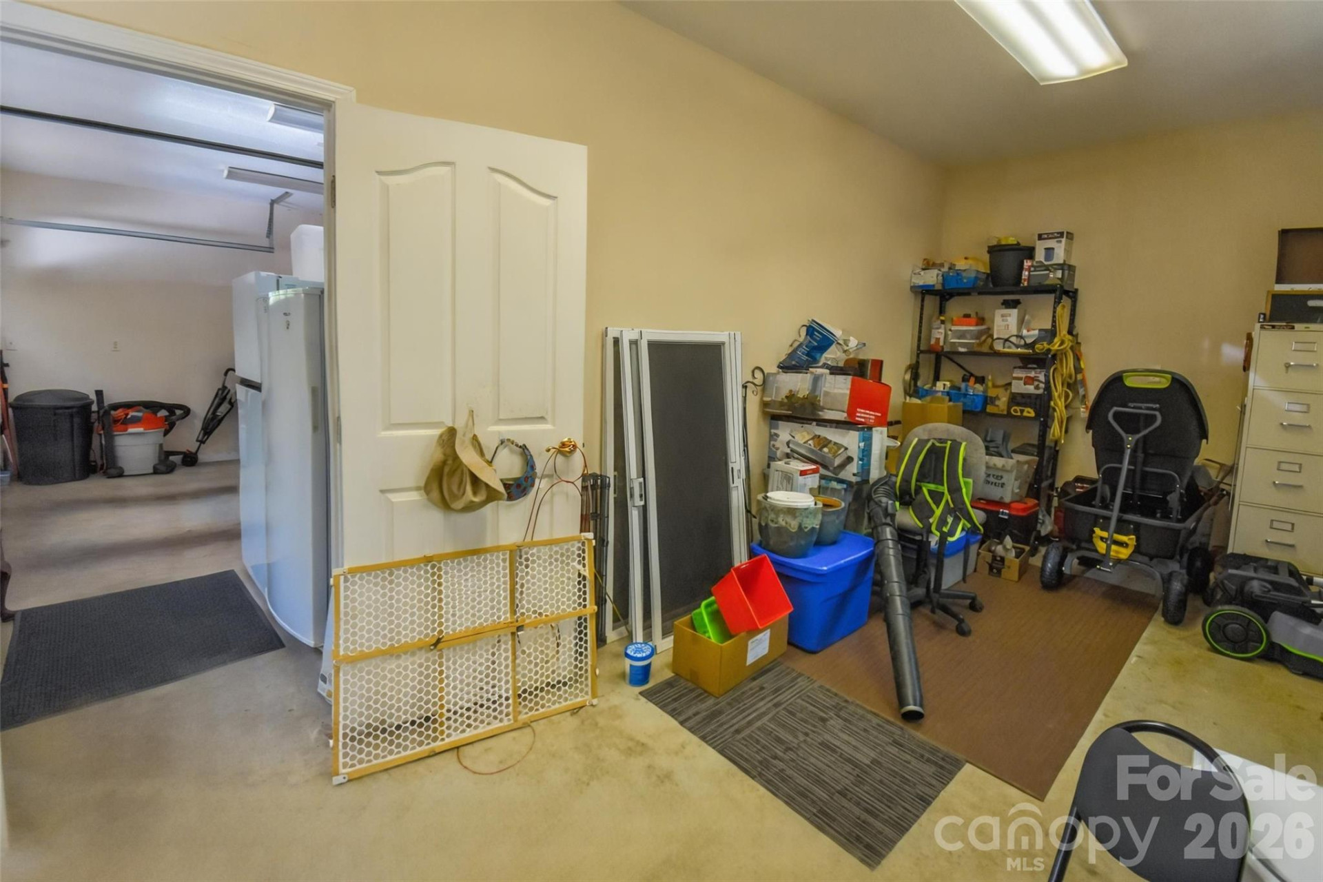 548 Thunder Road - Photo 39