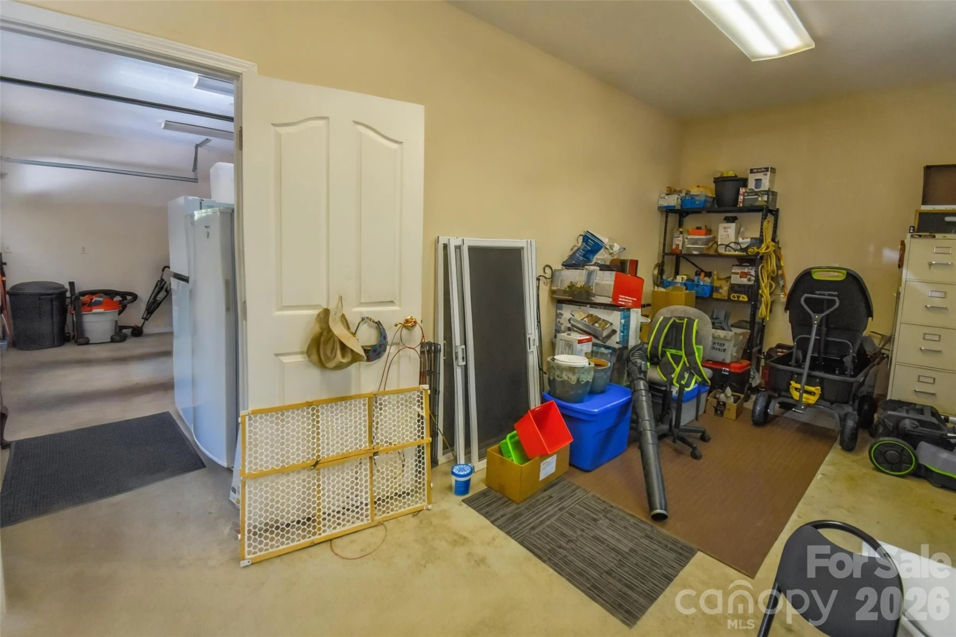 548 Thunder Road - Photo 39