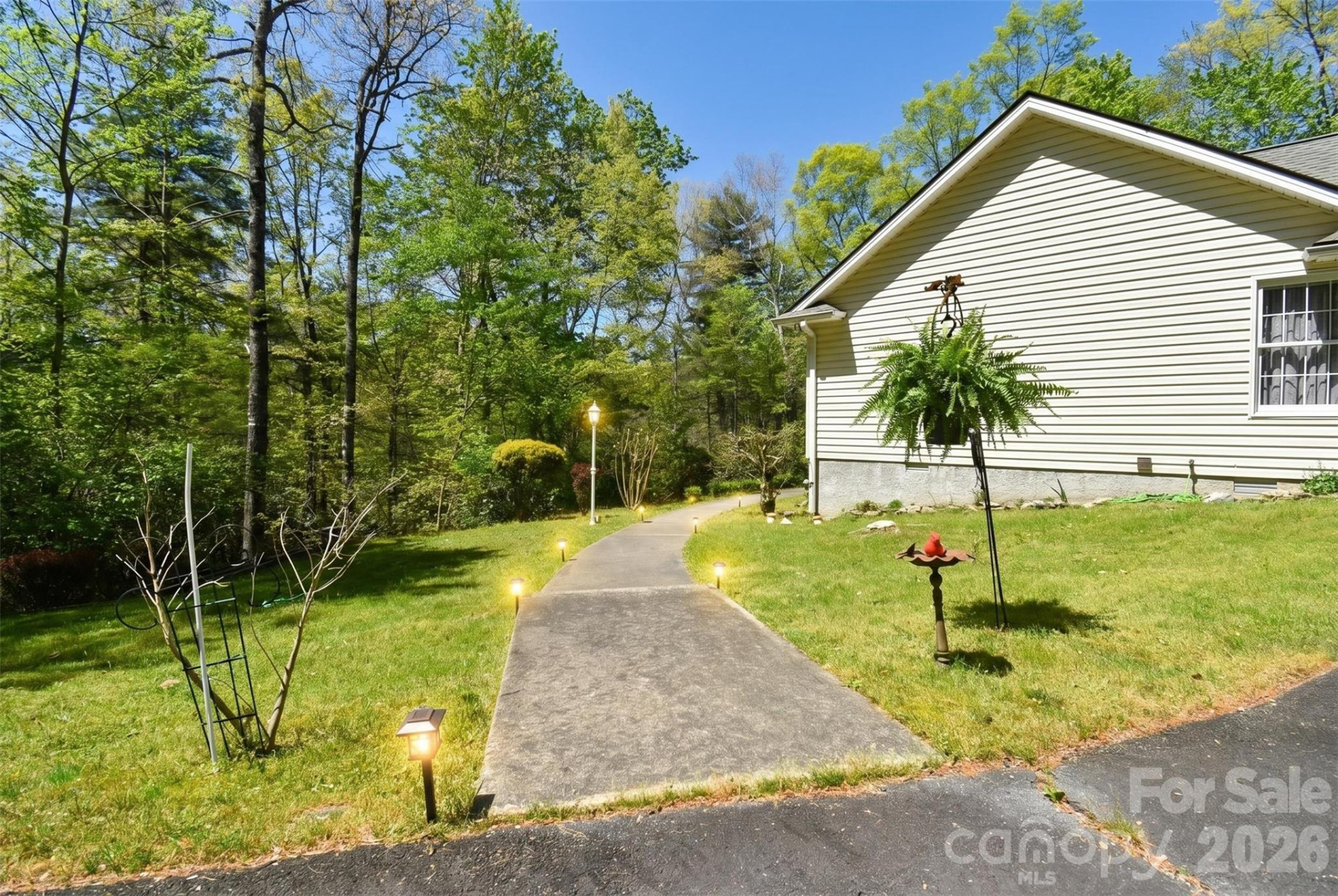 548 Thunder Road - Photo 41