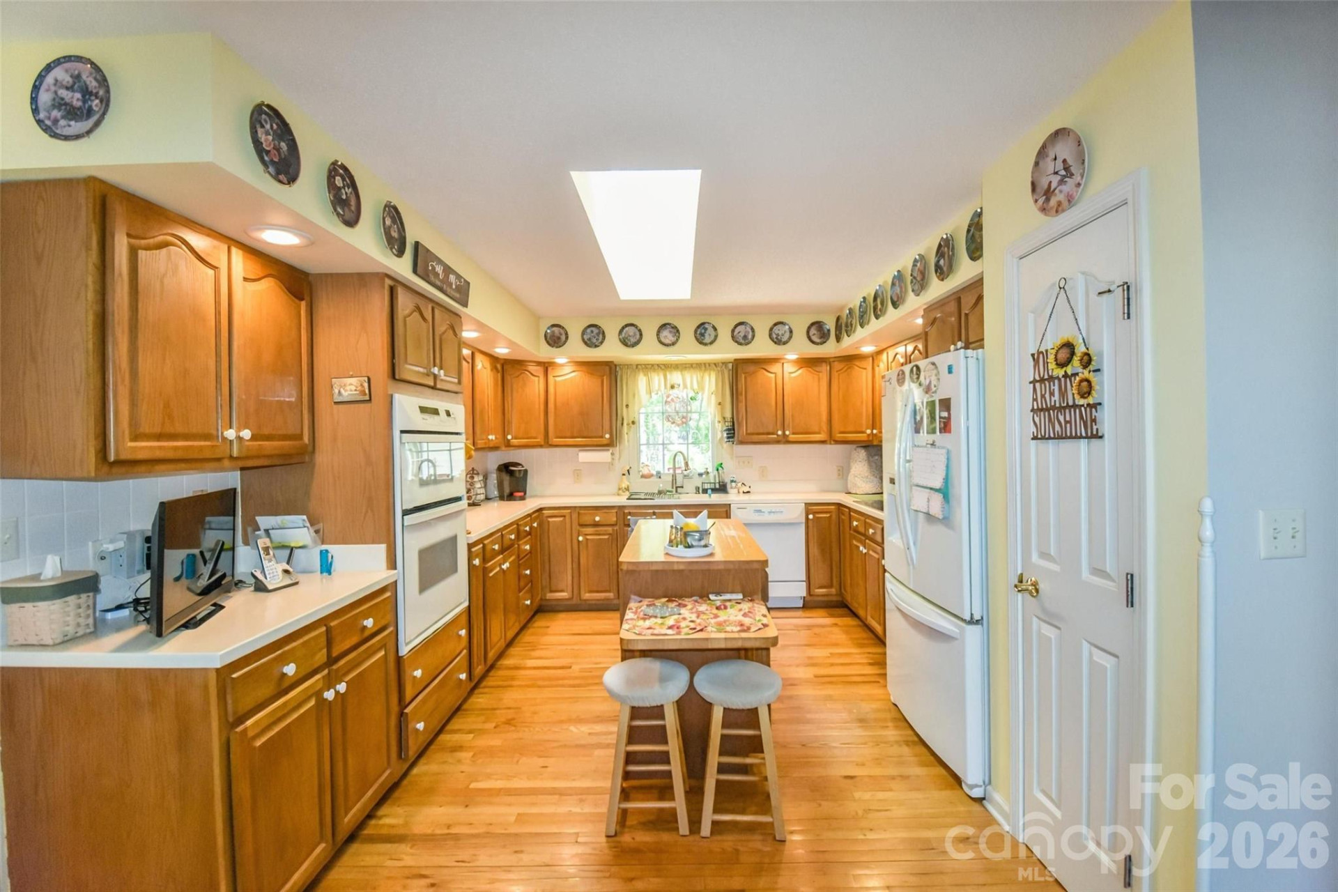 548 Thunder Road - Photo 10