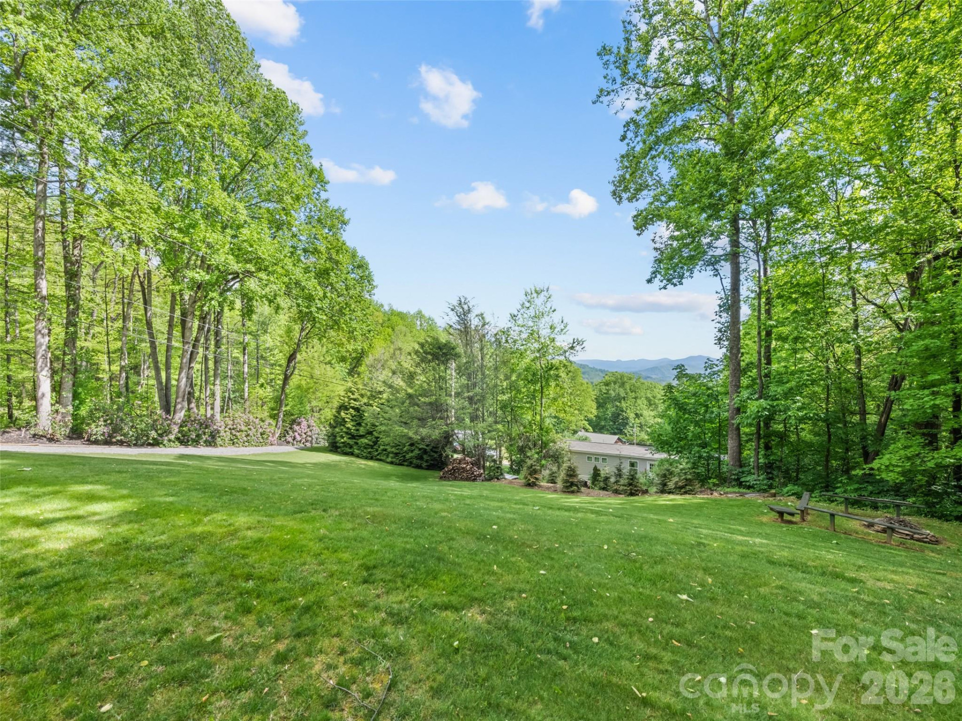 1073 Lentini Drive - Photo 3
