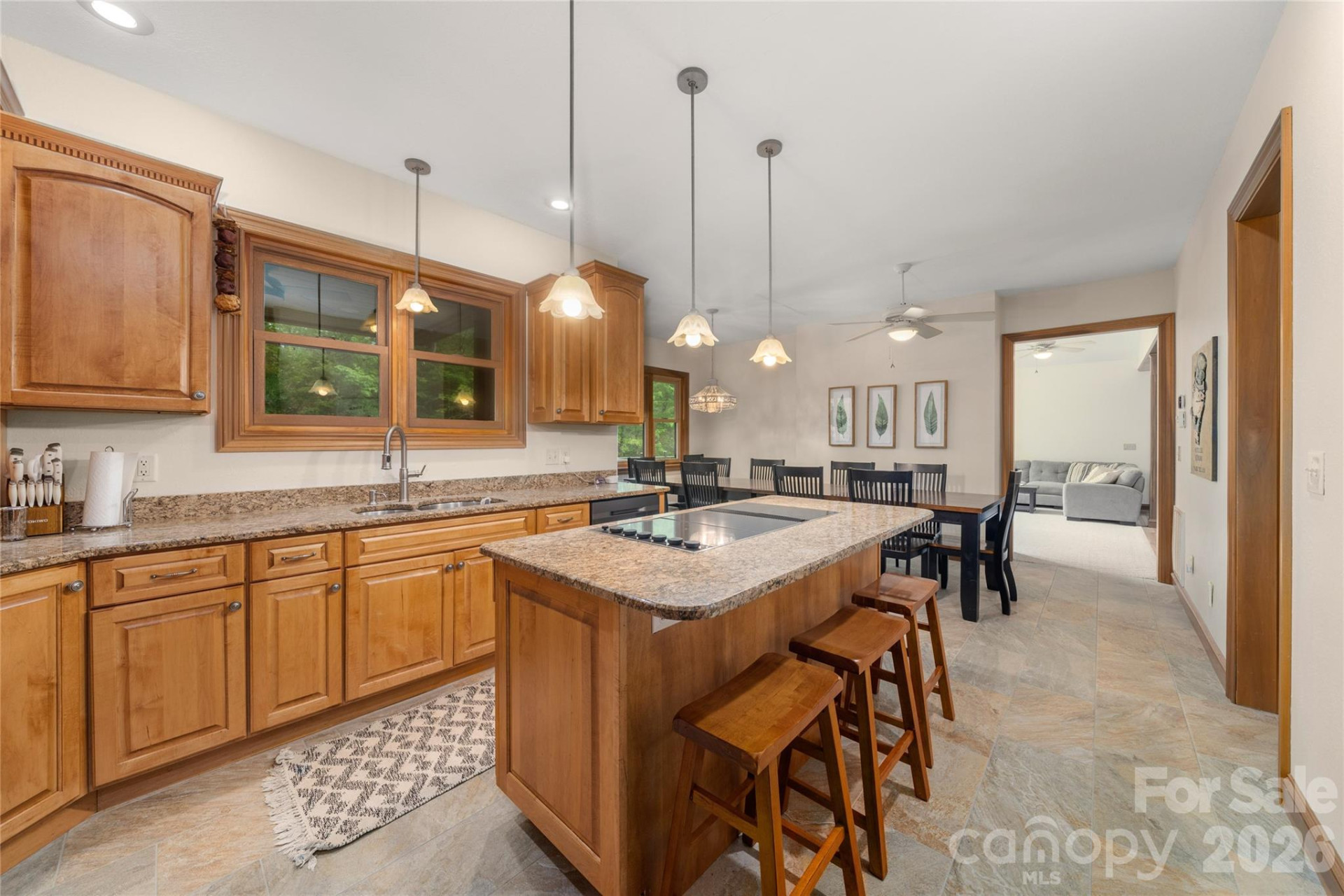 176 Hemlock Lane - Photo 2