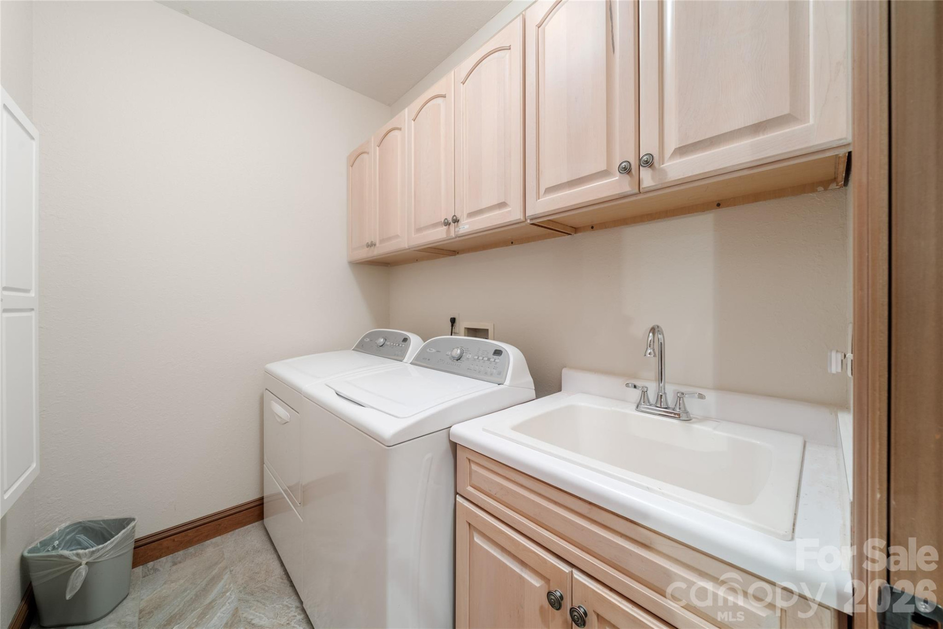 176 Hemlock Lane - Photo 18