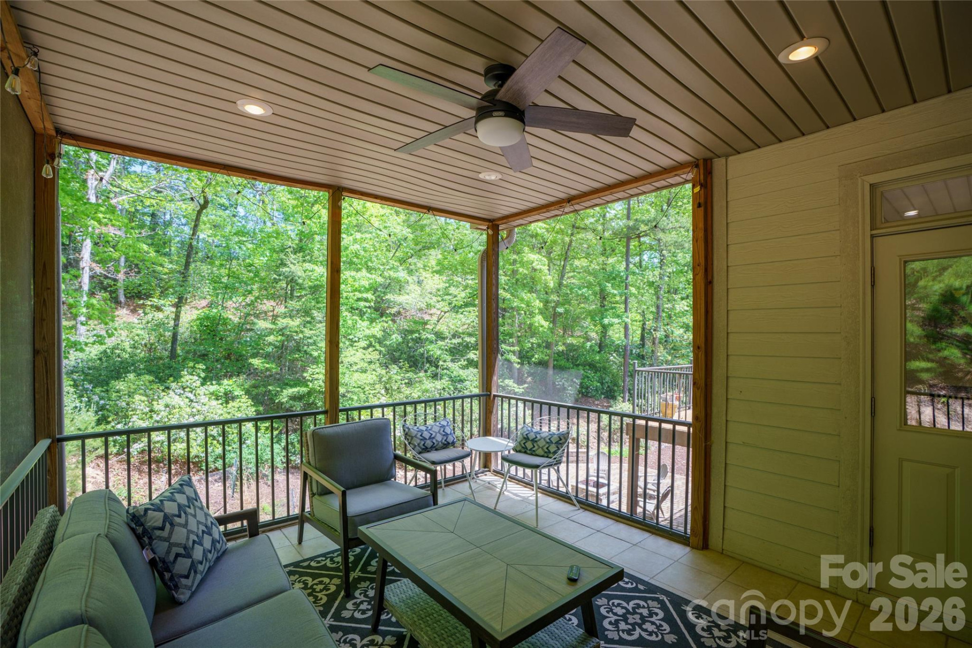 176 Hemlock Lane - Photo 39