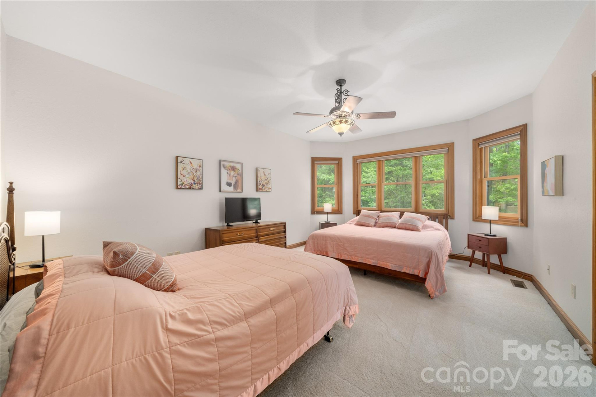 176 Hemlock Lane - Photo 6