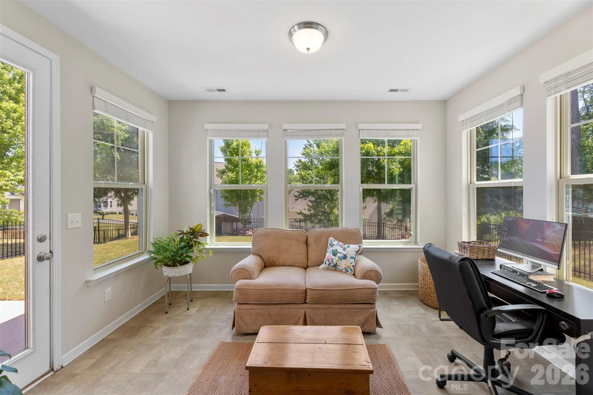 824 Ardent Trail - Photo 4