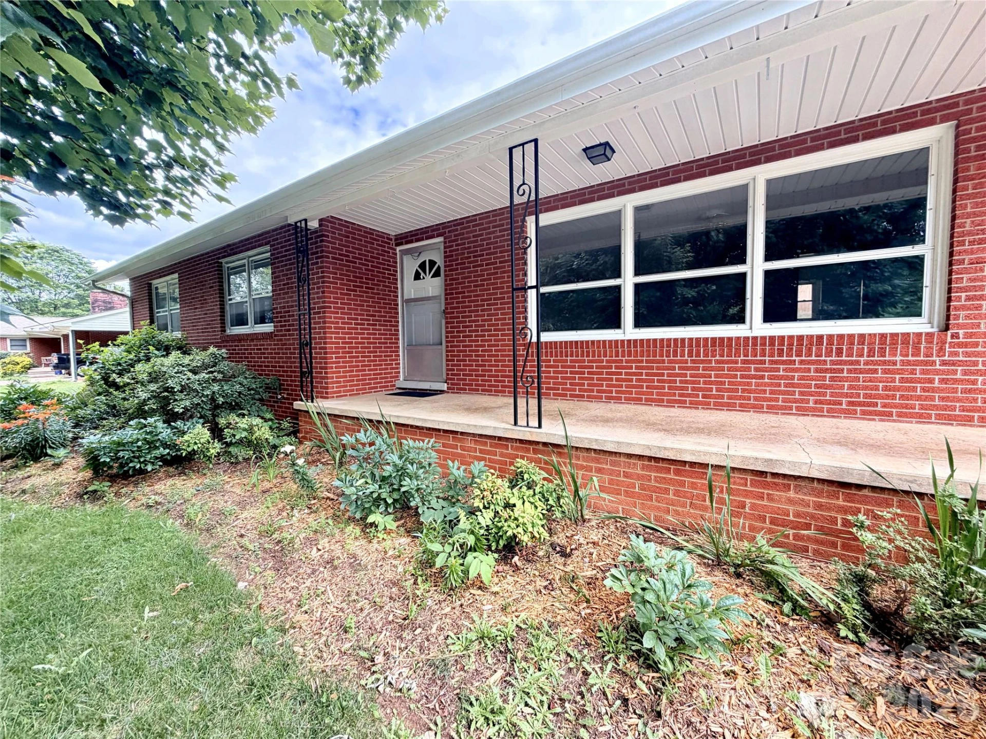 56 Henson Drive - Photo 3