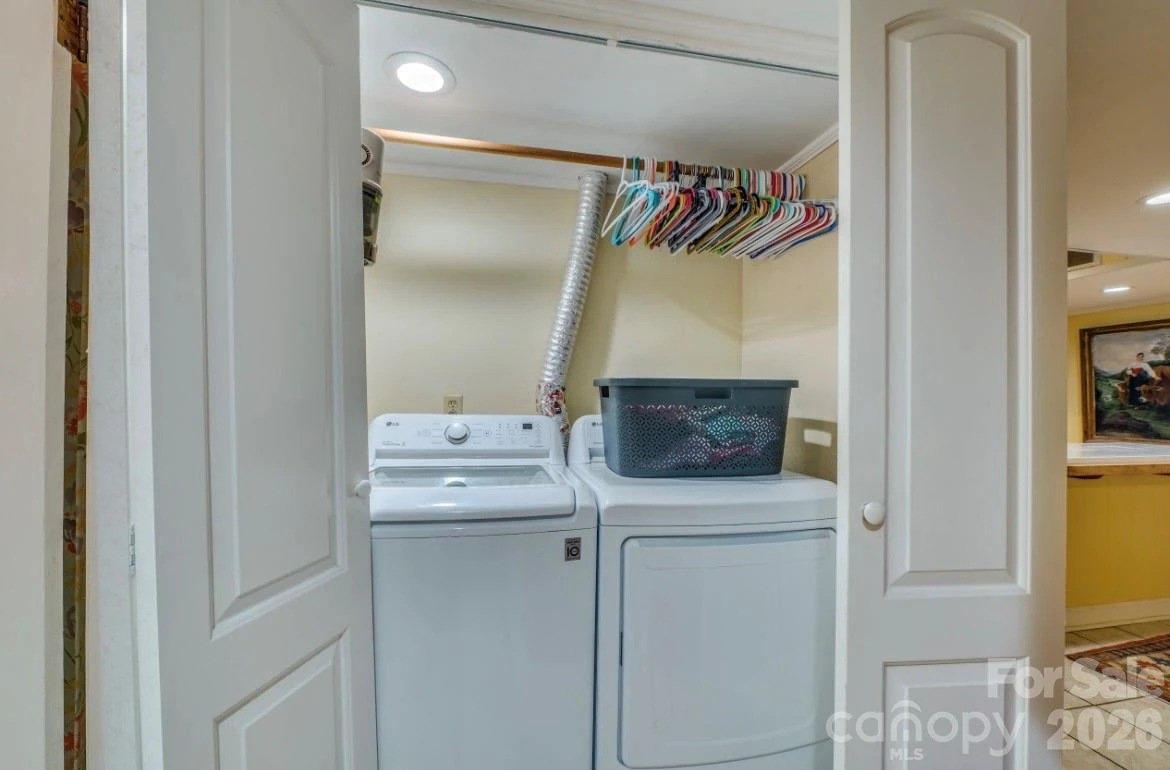112 Kinwood Street - Photo 32