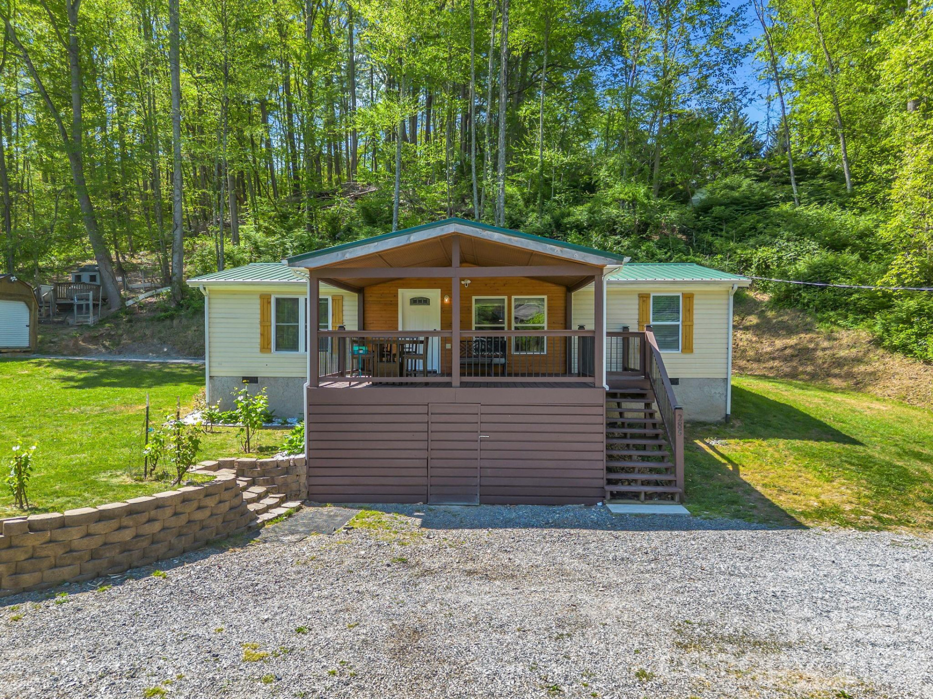 285 Dix Creek No 1 Road - Photo 2