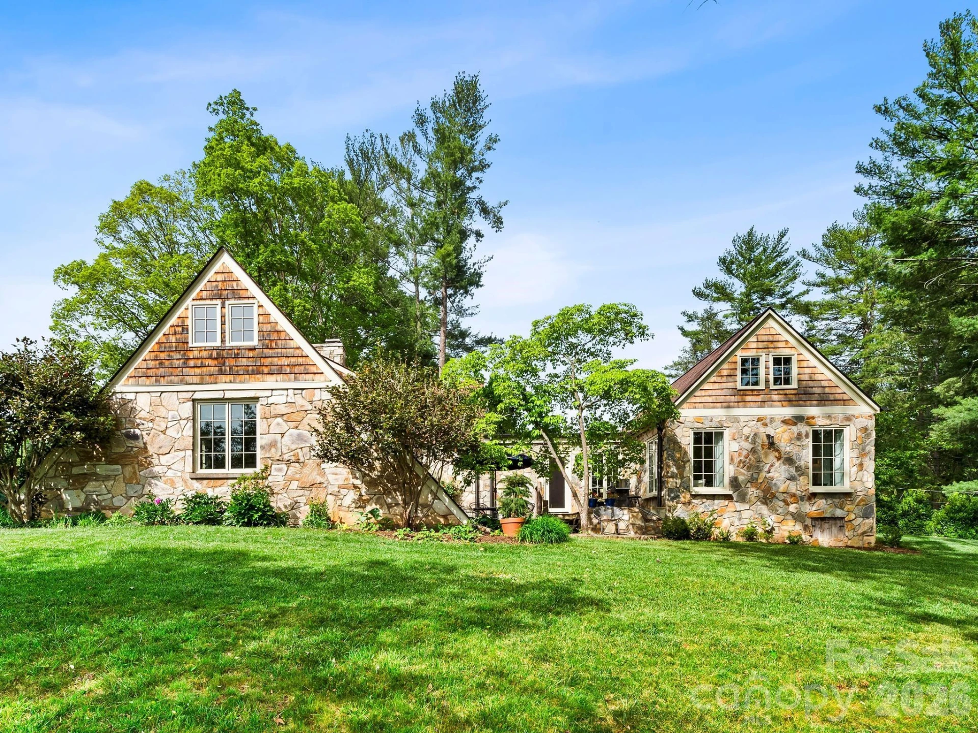 84 Arthur Road