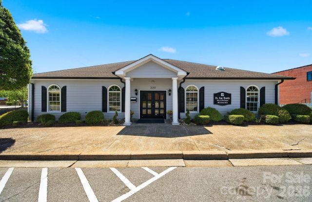 320 Green Street, Morganton, NC, 28655