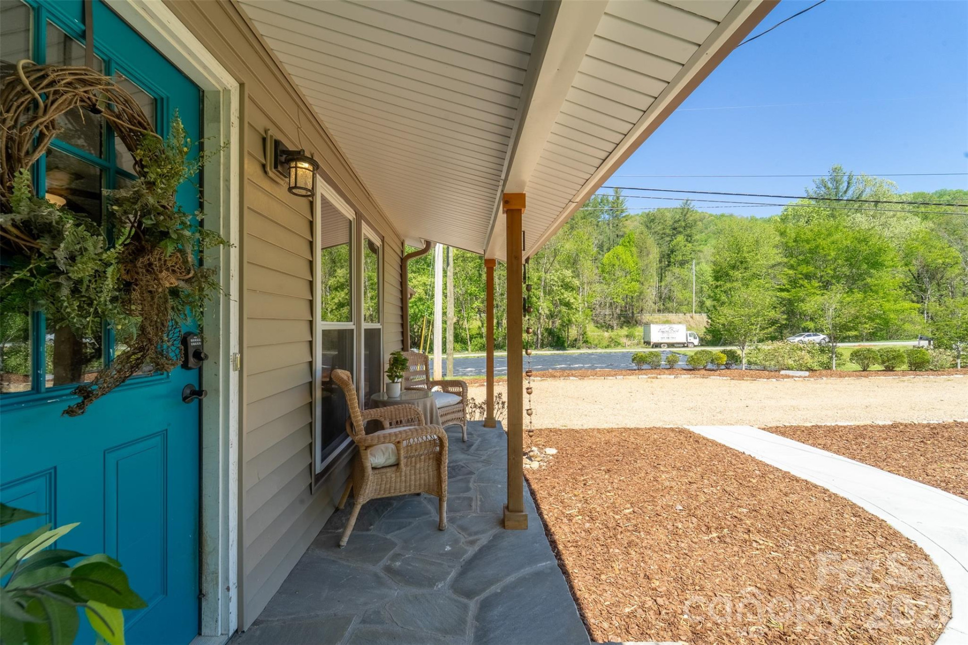 160 Canter Lane - Photo 2