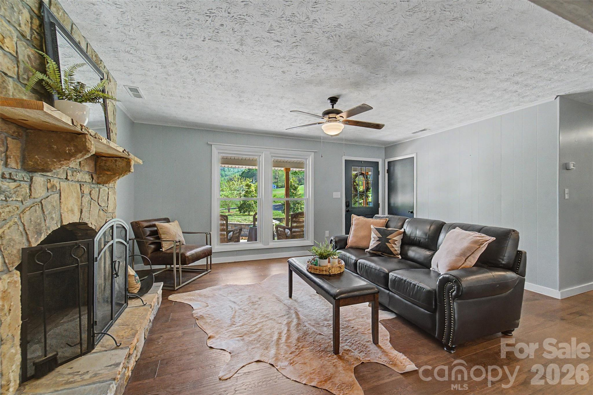 160 Canter Lane - Photo 3