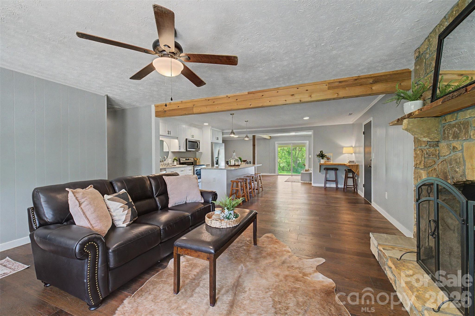 160 Canter Lane - Photo 4