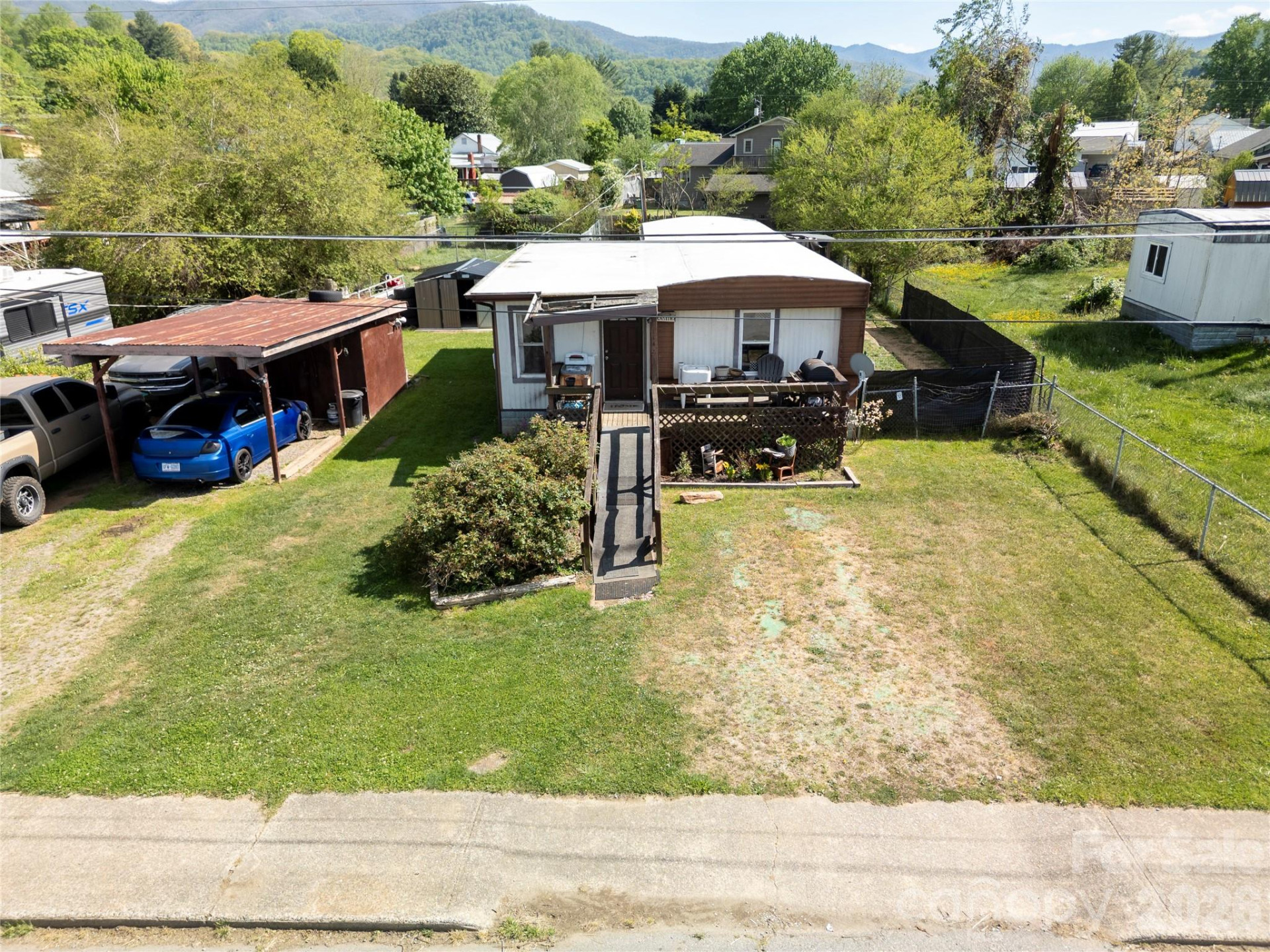 114 Brook Street - Photo 3