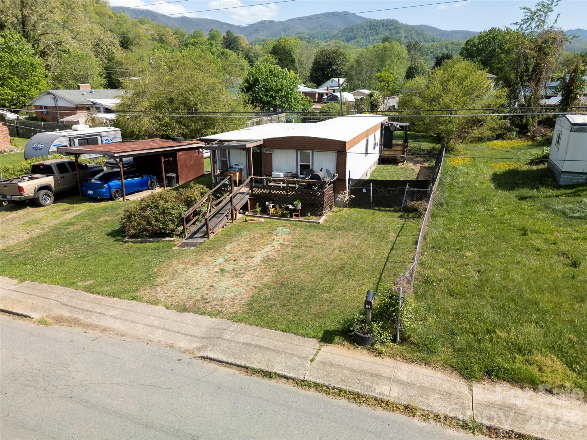 114 Brook Street - Photo 4