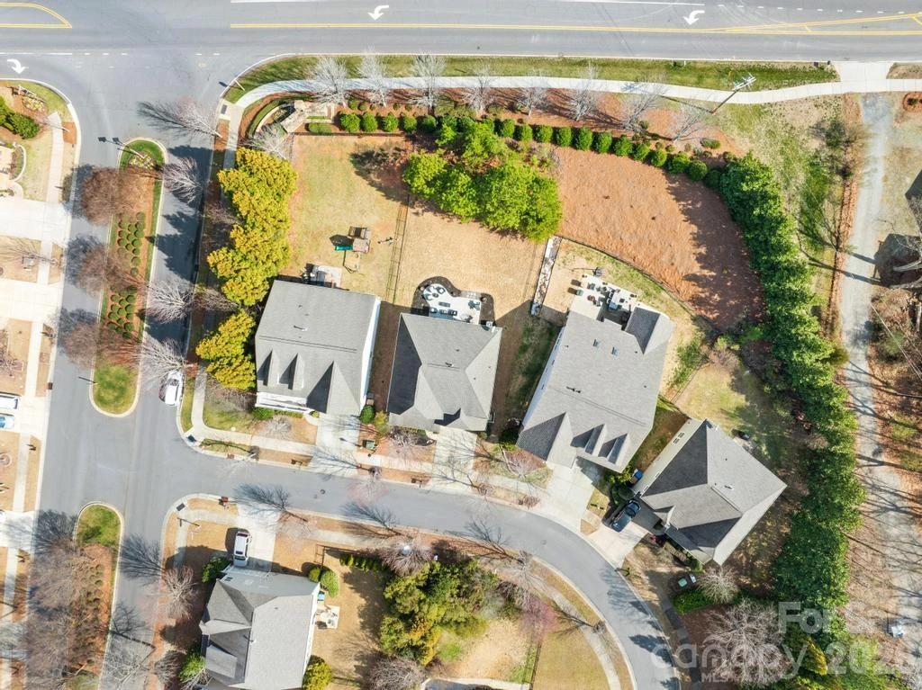 1007 Hamil Ridge Drive - Photo 5