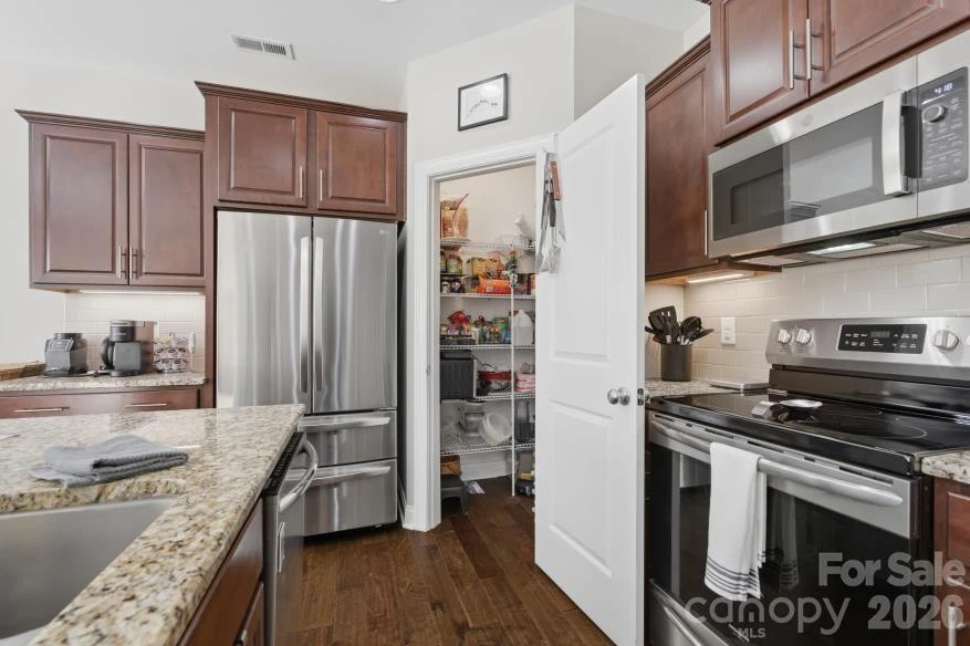 8737 Aspinwall Drive - Photo 29