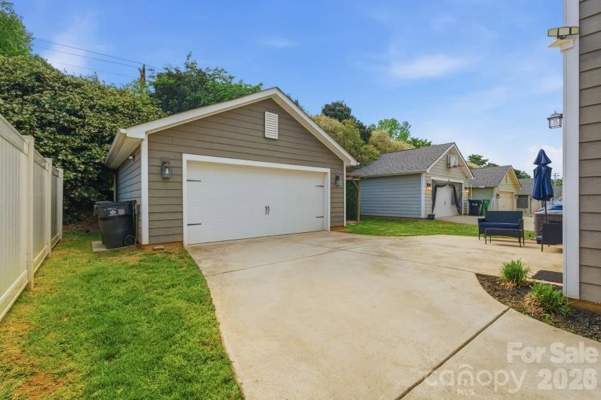 8737 Aspinwall Drive - Photo 37