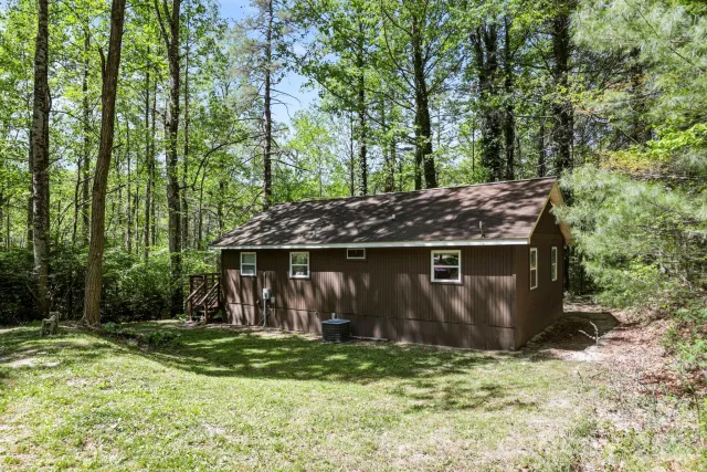 521 Lake Falls Road