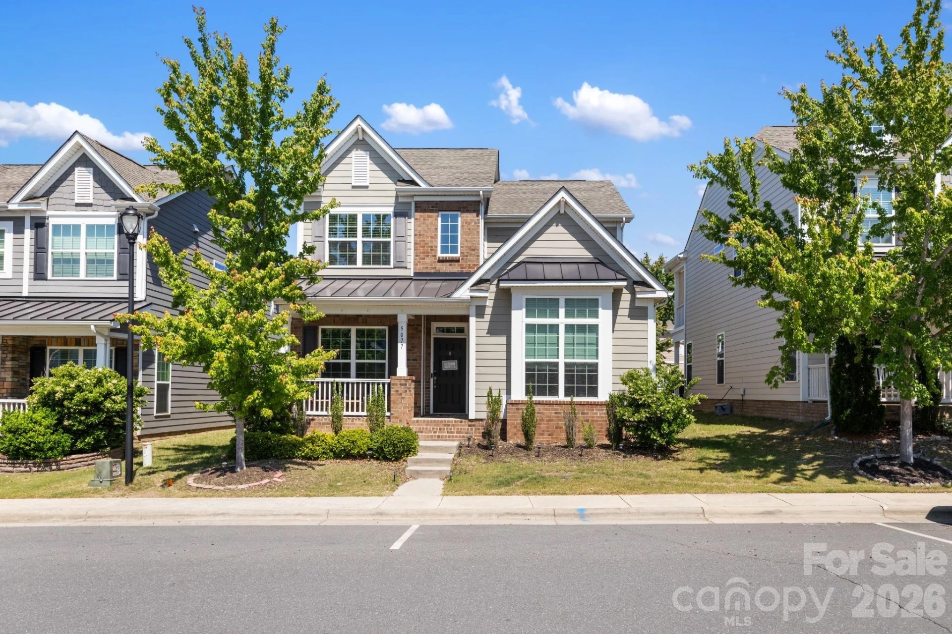 5077 Waterloo Drive - Photo 2