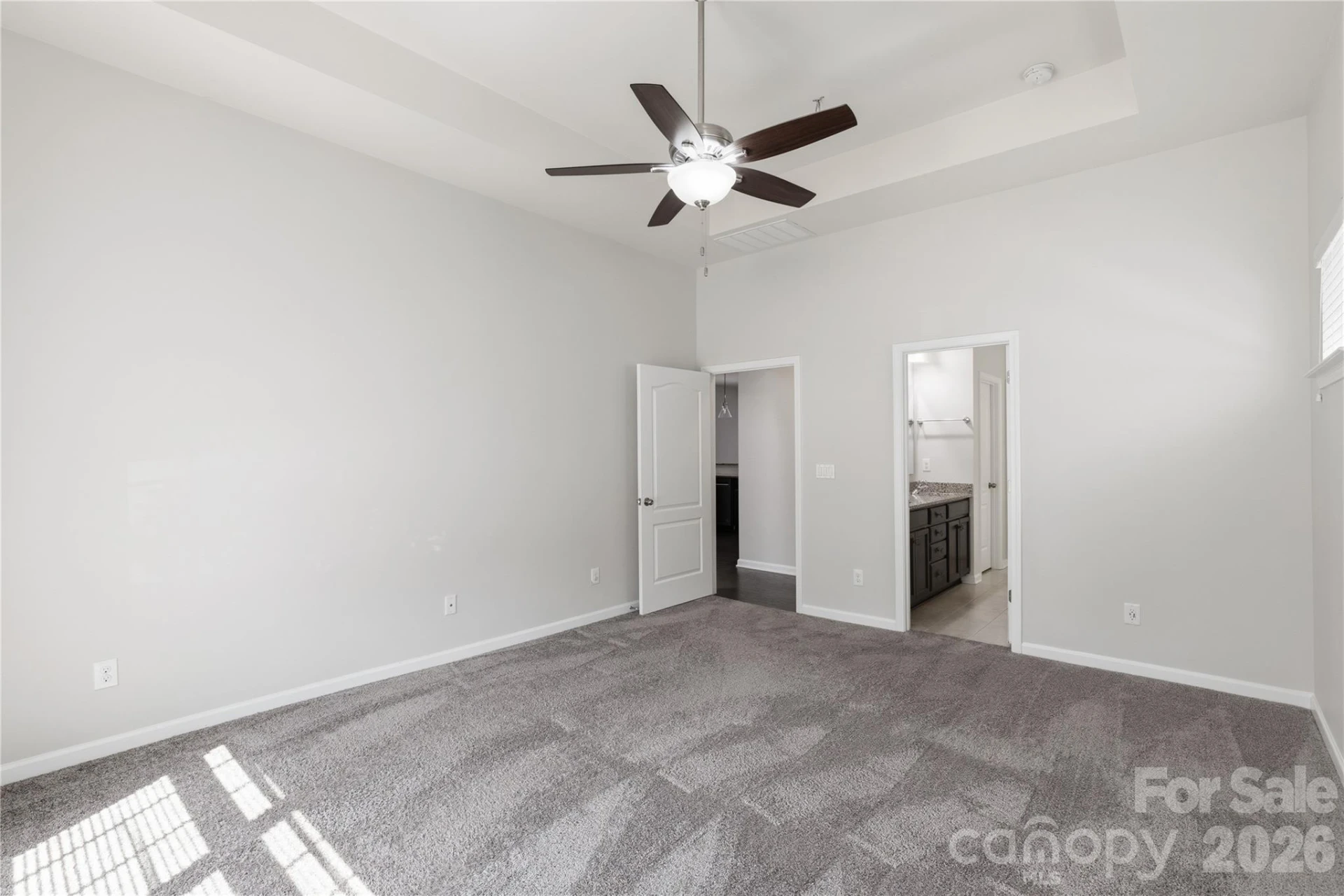 5077 Waterloo Drive - Photo 12