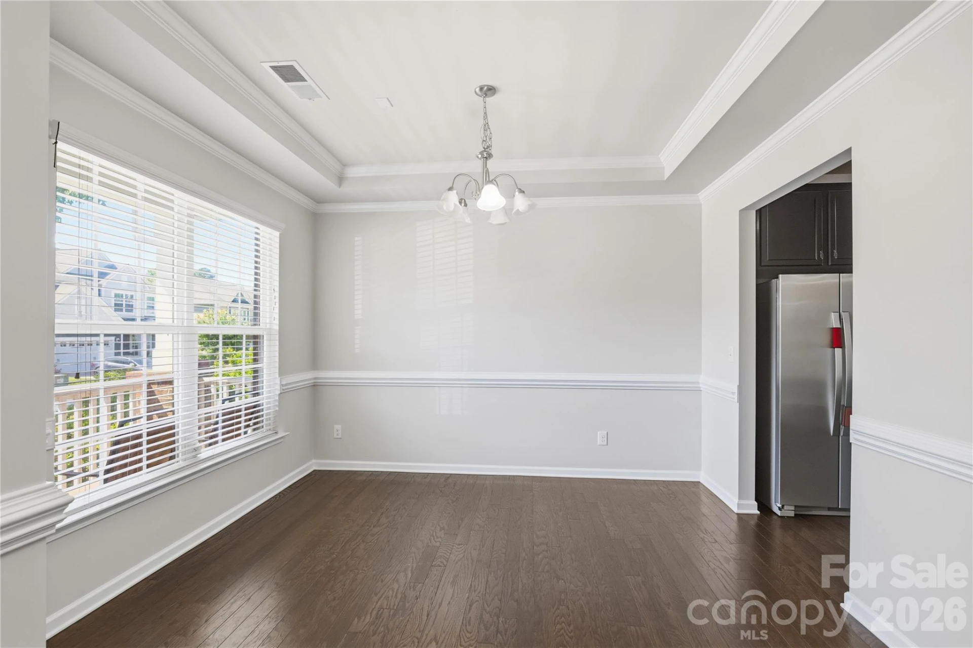 5077 Waterloo Drive - Photo 5