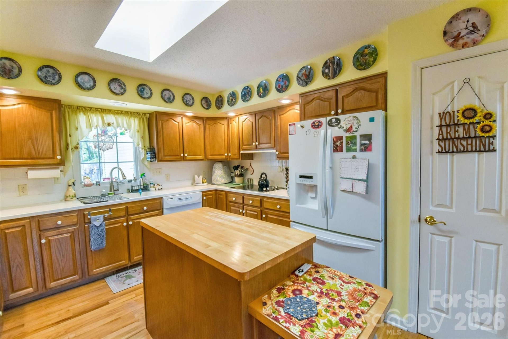 548 Thunder Road - Photo 15