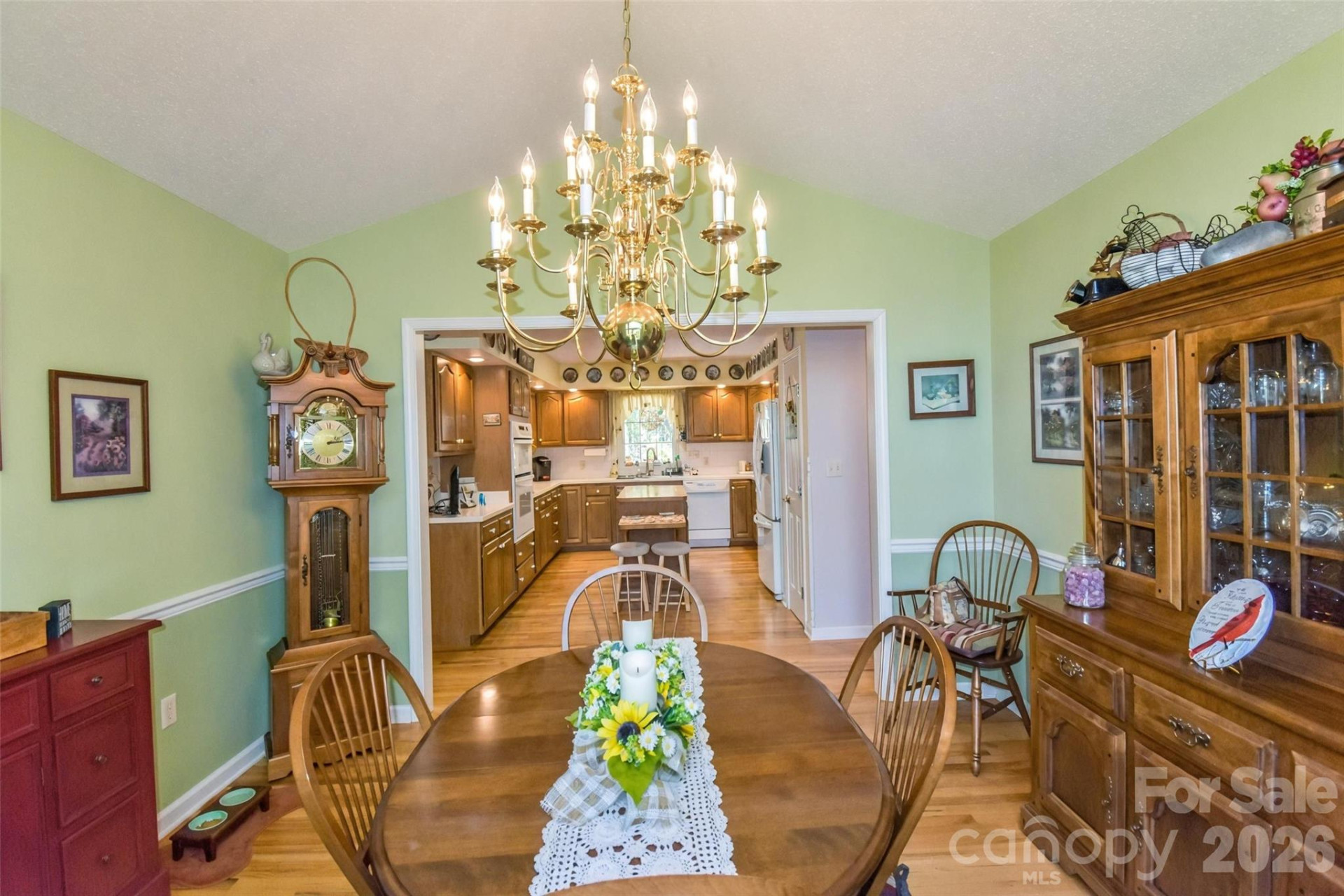 548 Thunder Road - Photo 17