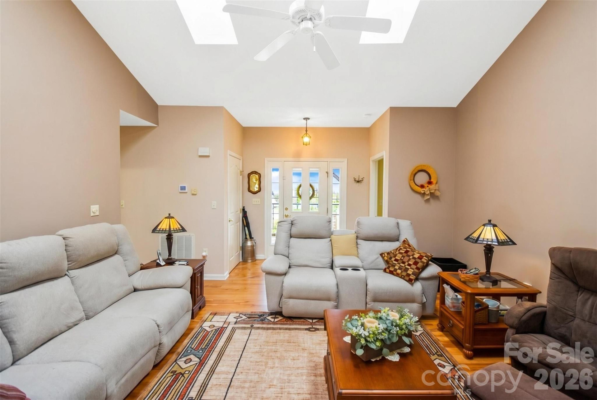 548 Thunder Road - Photo 4