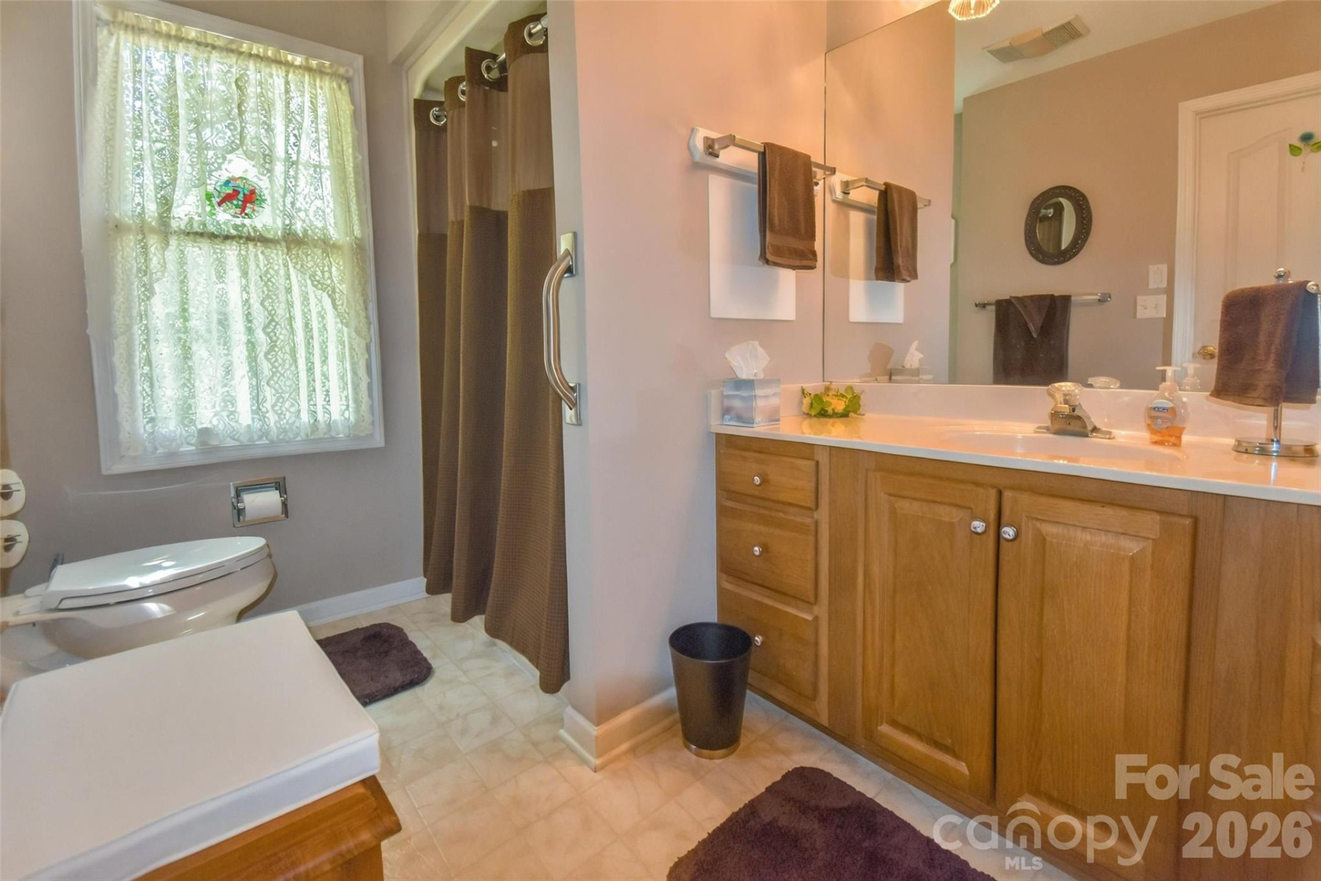 548 Thunder Road - Photo 32