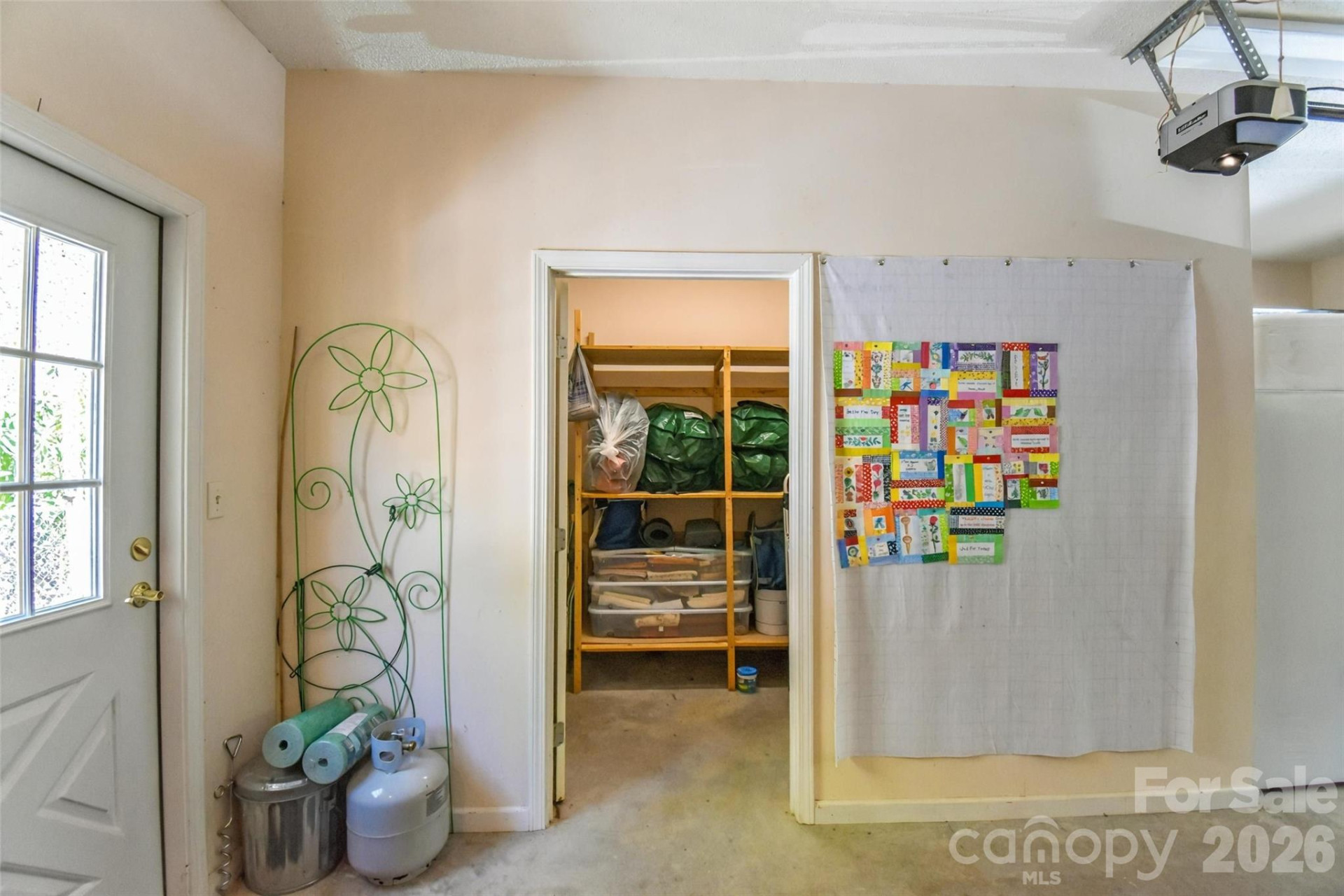 548 Thunder Road - Photo 35