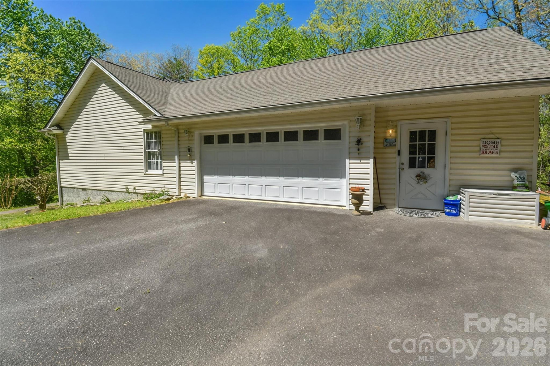 548 Thunder Road - Photo 47