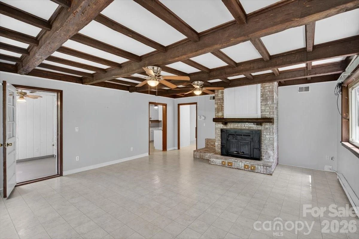 209 Edgewood Drive - Photo 4