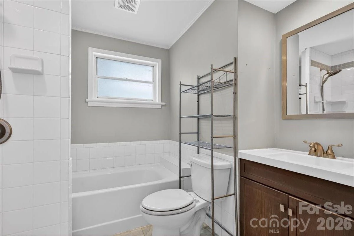 209 Edgewood Drive - Photo 32
