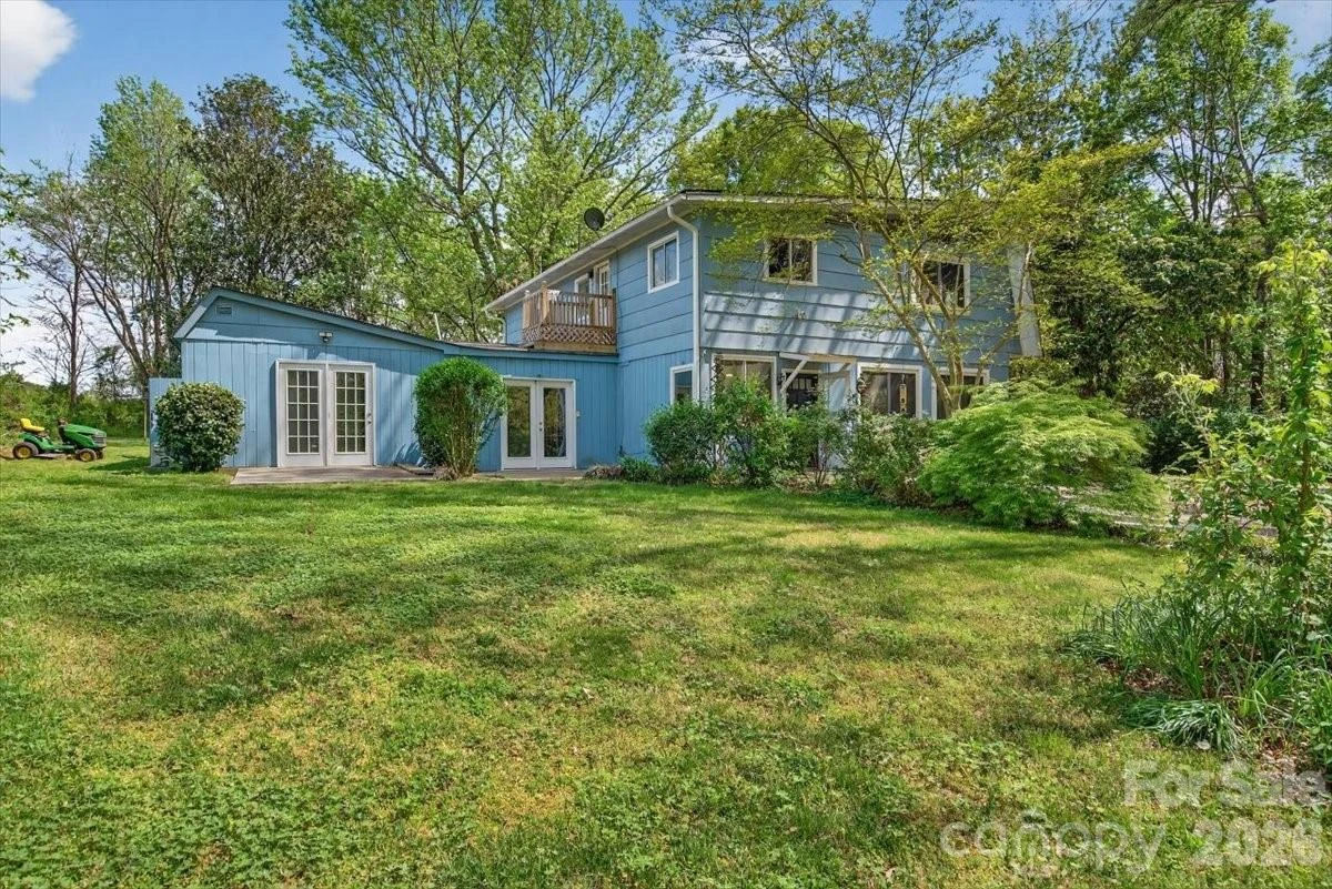 209 Edgewood Drive - Photo 38