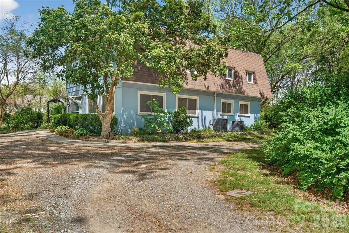 209 Edgewood Drive - Photo 39