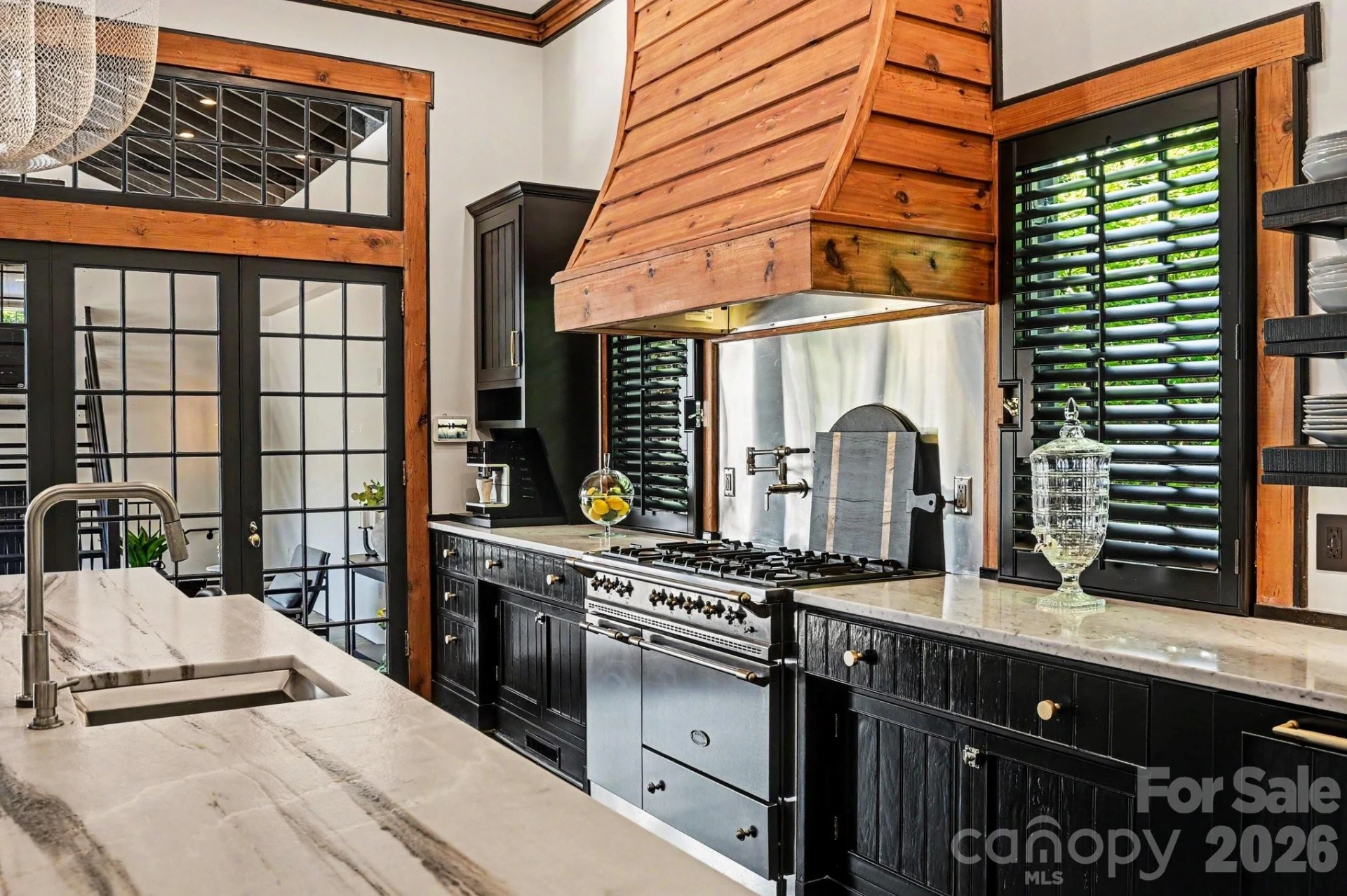 1516 Queens Road - Photo 17