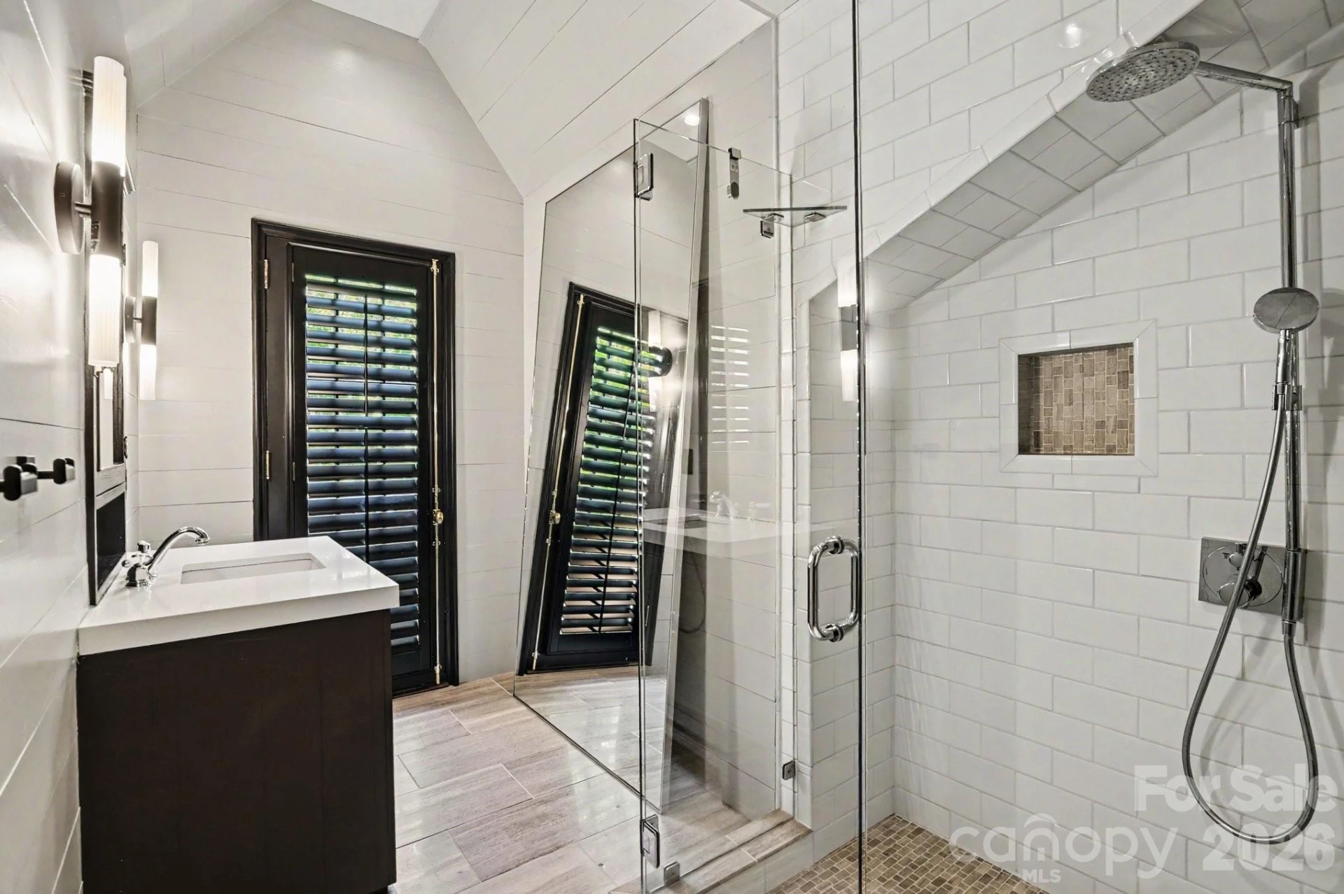 1516 Queens Road - Photo 28