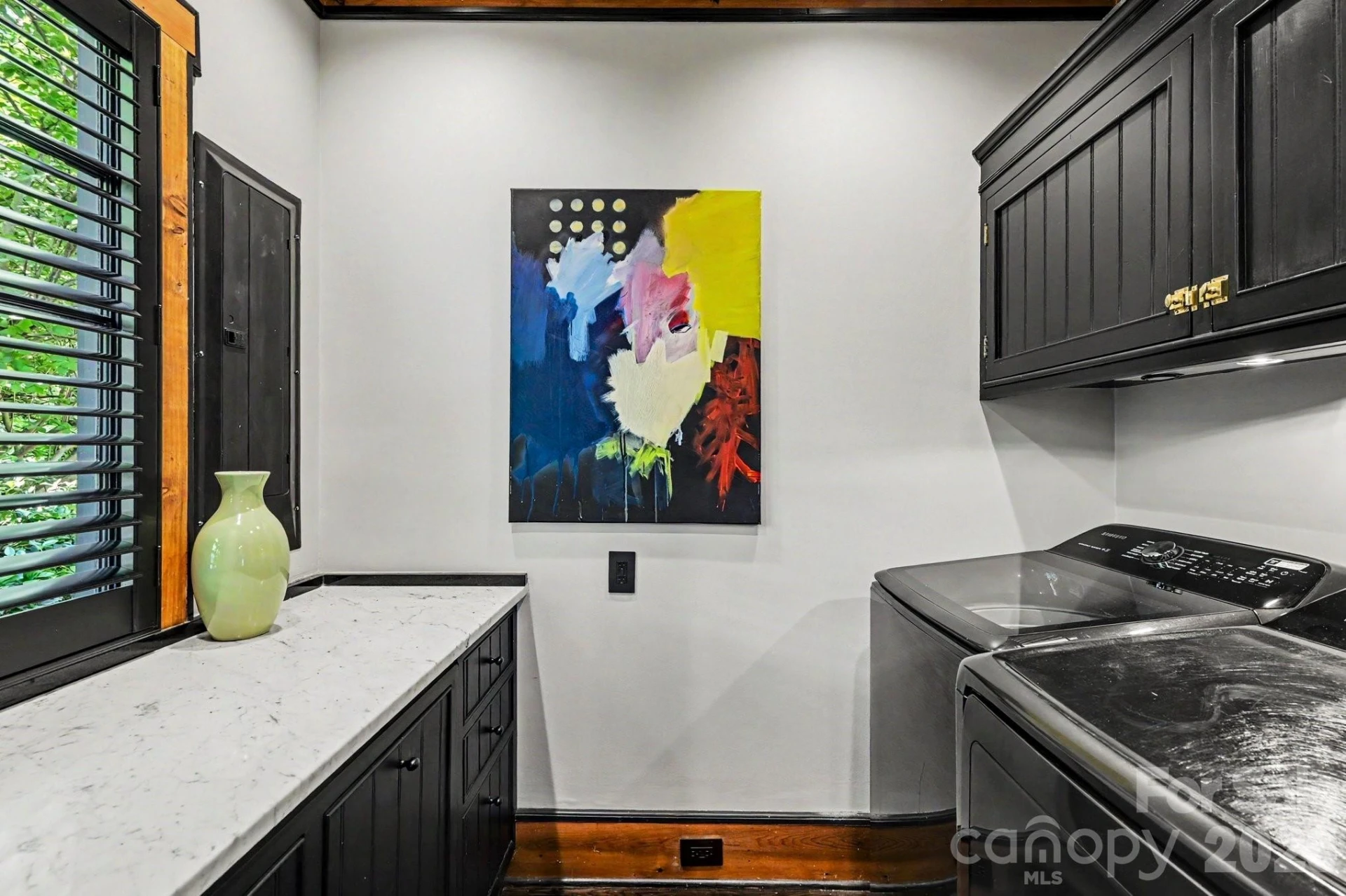 1516 Queens Road - Photo 31